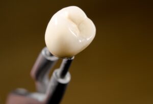 Dental crown on milling machine